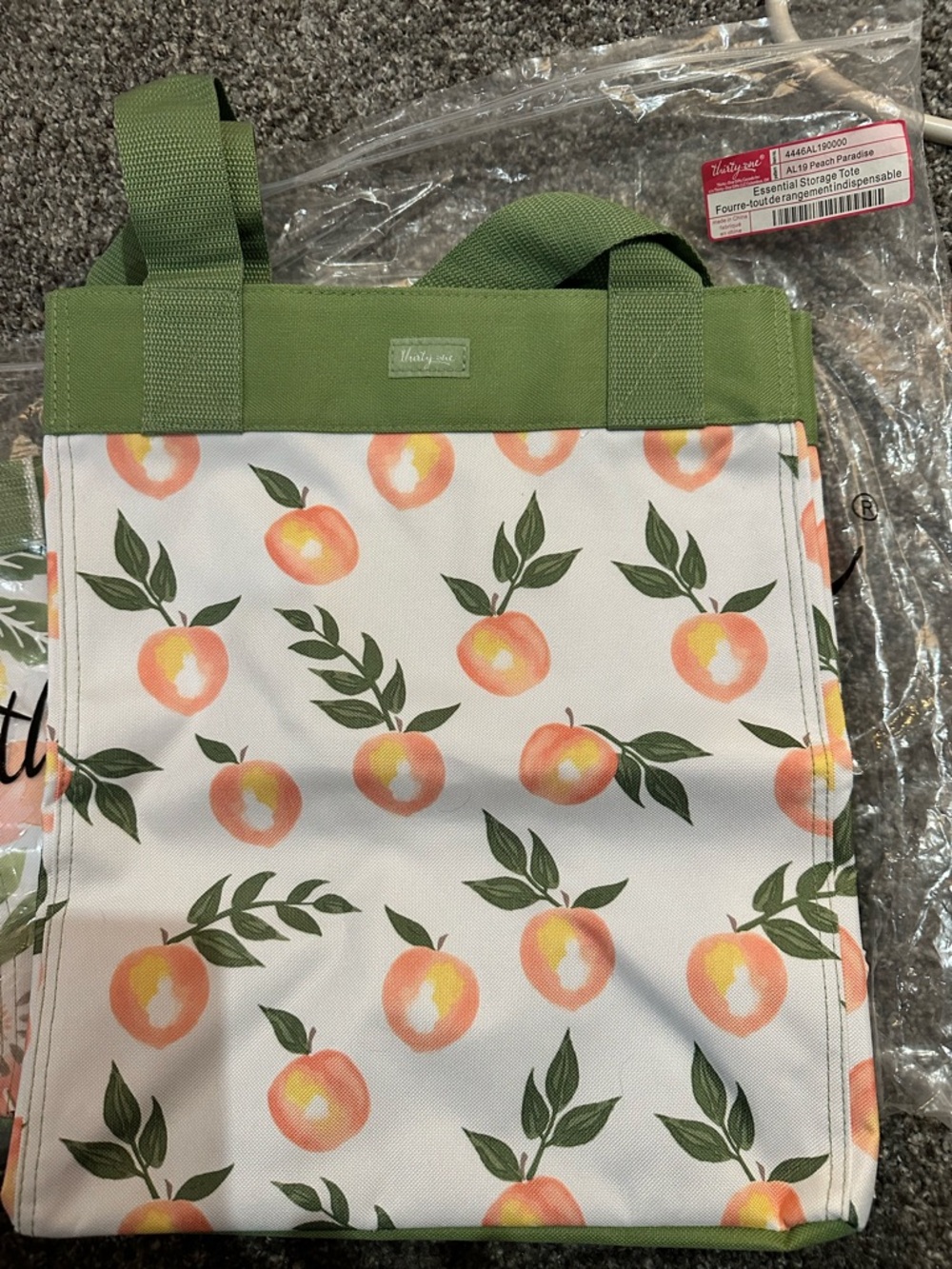 thirty-one Peach Print Green Trim Tote